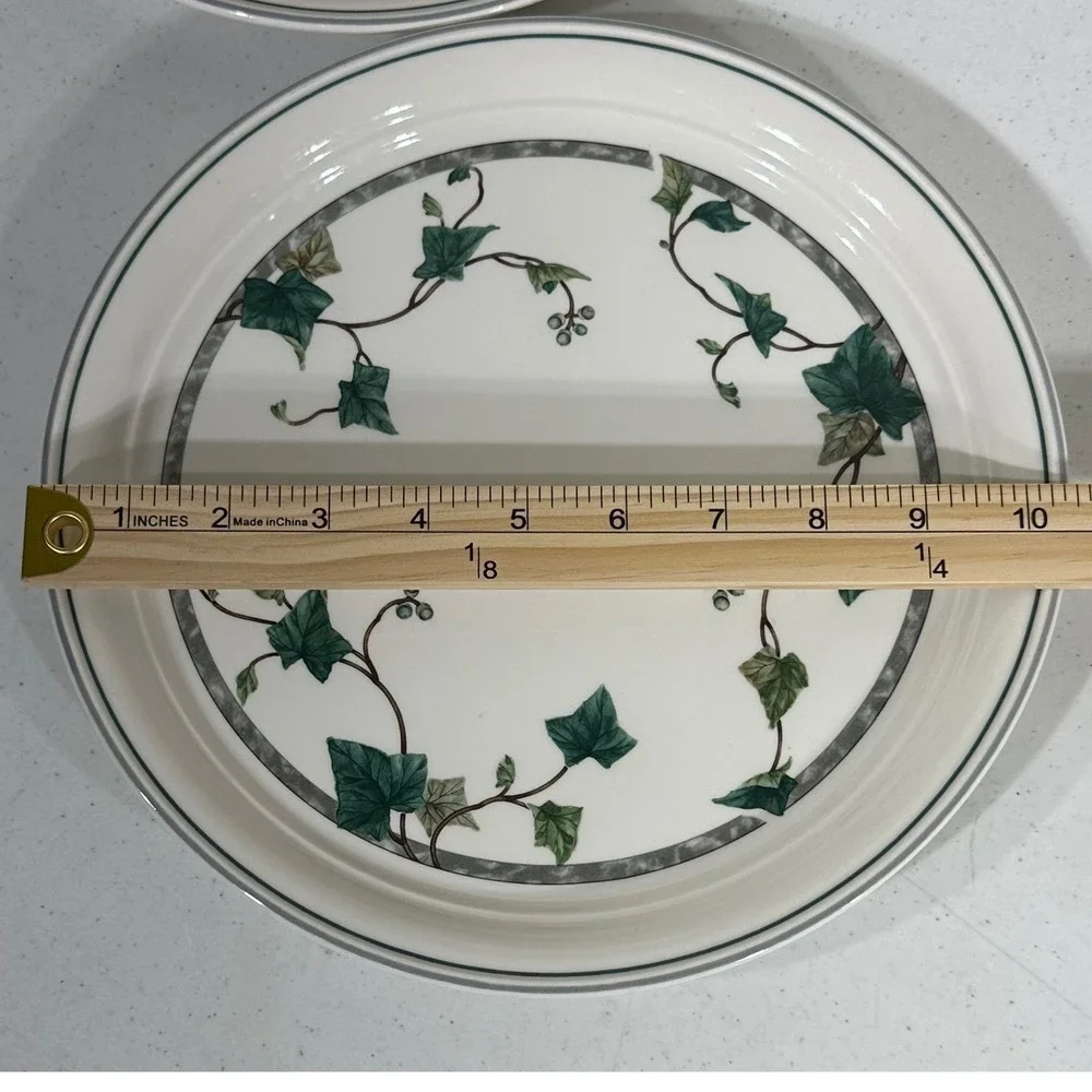 Keltcraft by‎ Noritake Ivy Lane Dinner Plates 9180 Ireland Set of 2